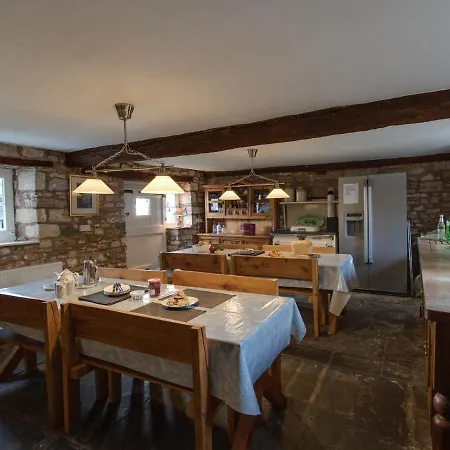 Butcombe Farm House 布里斯托